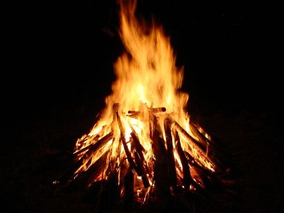 NH_Grand_event_AMC_Highland_winter_campfire